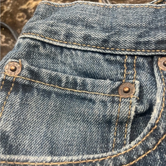 LEVI’S - relaxed straight leg jeans 559 jeans turned into Daisy Duke cut offs - Picture 7 of 9